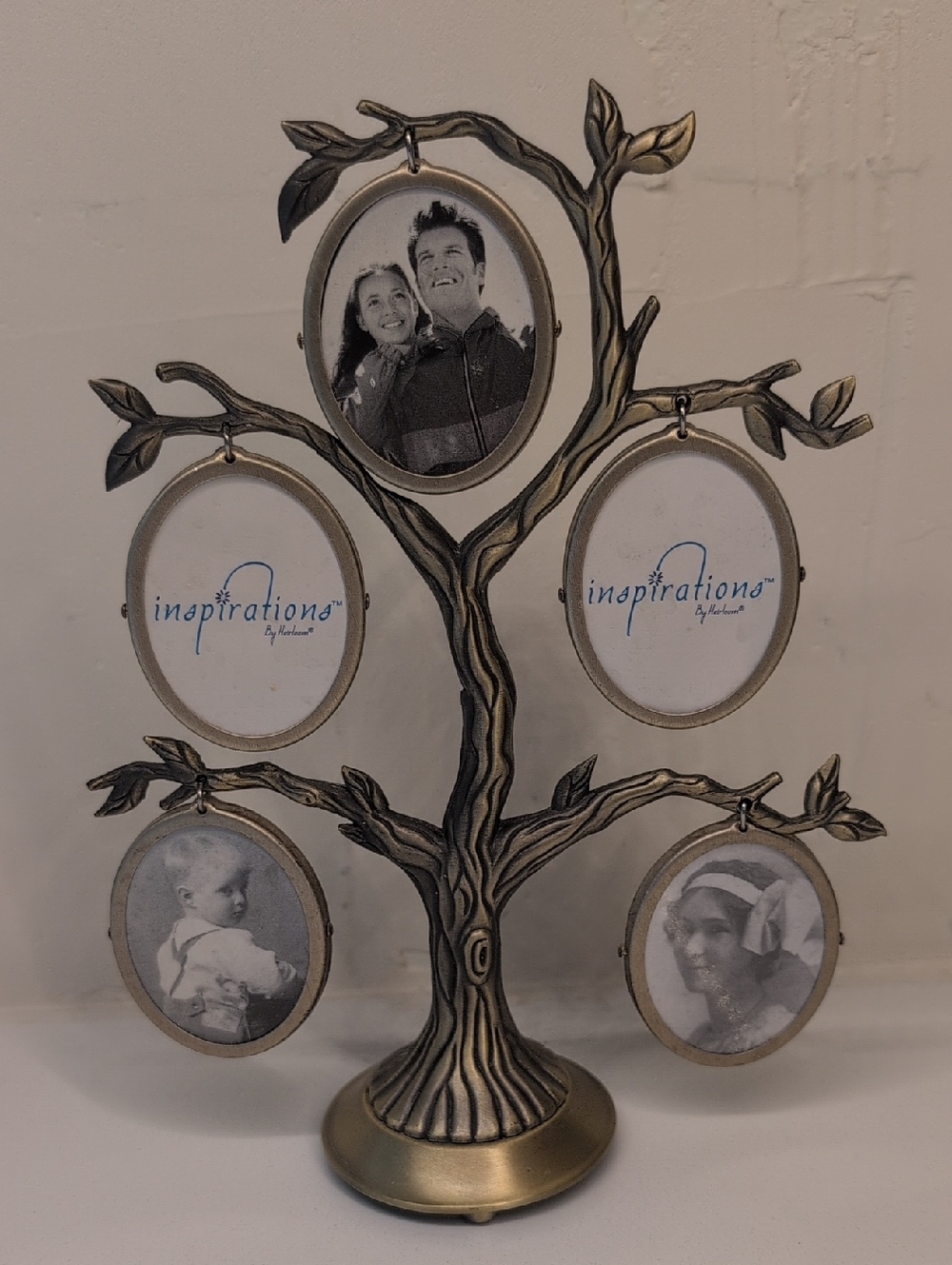 Heirloom Brass Tone Family Tree Photo Frame - Antique Gold